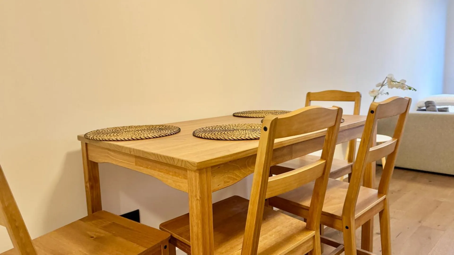 Stylish Modern Apartment With Terrace & Free Parking Wien