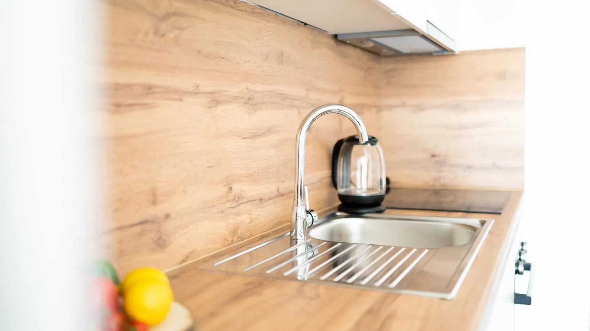 Stylish Modern Apartment With Terrace & Free Parking Wien