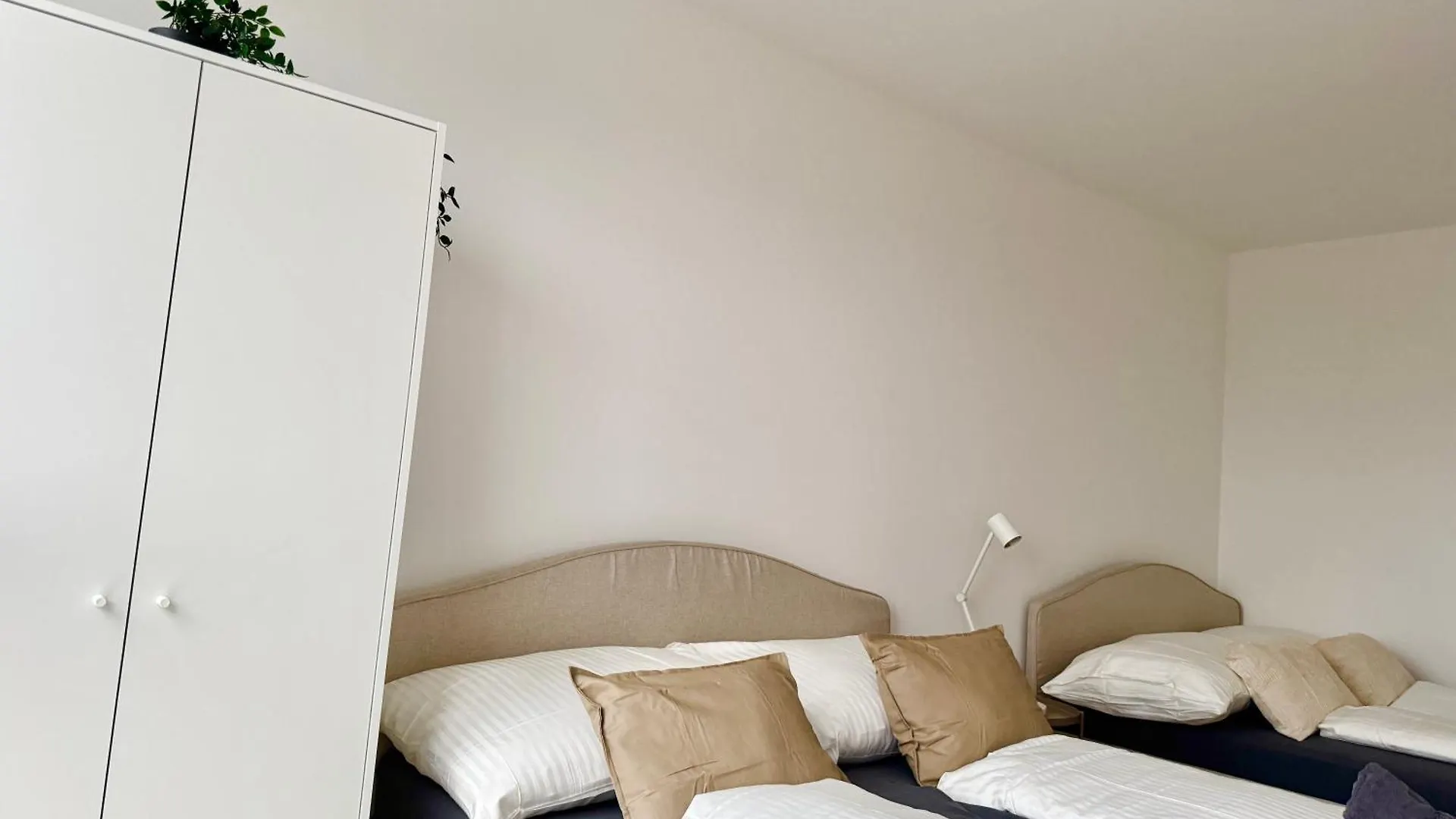 Stylish Modern Apartment With Terrace & Free Parking Vienna