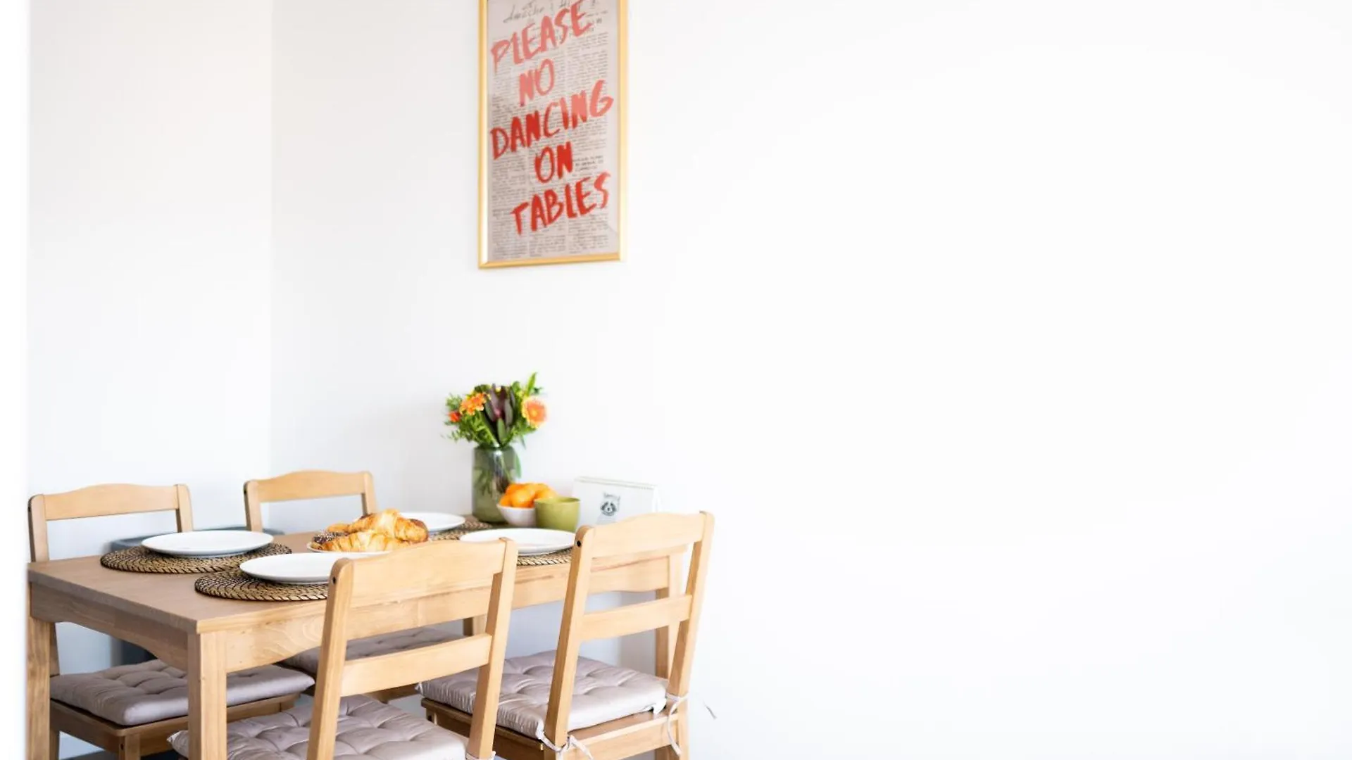Stylish Modern Apartment With Terrace & Free Parking Vienna